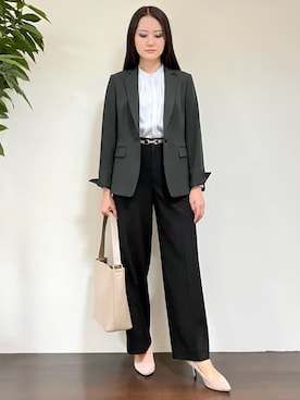 「レディーススーツ」｜カレンさん（レディース・162cm）の秋コーディネート