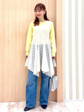 「SHOO・LA・RUE（シューラルー）の【洗濯機可/S-LL/アンサンブル可】結局、シンプル クルーネックニット（ニット/セーター、イエロー系）」を使った、ririさん（レディース・161cm）の冬コーディネート