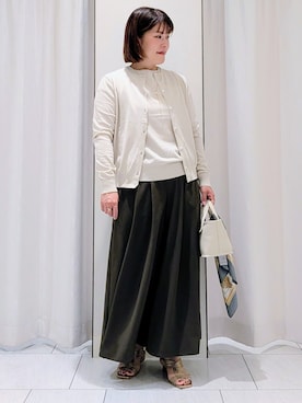 「UNTITLED（アンタイトル）の【9色展開/アンサンブル可】コットンクルーネックカーディガン（カーディガン/ボレロ、ベージュ系）」を使った、Onumaさん（レディース・163cm）の夏コーディネート