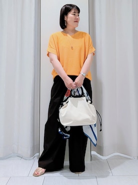「UNTITLED（アンタイトル）の【古畑星夏さん着用/11色展開/体型カバー】前後2WAYフレンチスリーブニット（ニット/セーター、オレンジ系）」を使った、Onumaさん（レディース・163cm）の夏コーディネート