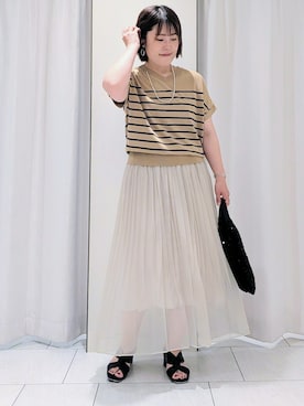 「UNTITLED（アンタイトル）の【きれいに体型カバー/前後2WAY】ドライタッチコットンプルオーバー（ニット/セーター、ベージュ系）」を使った、Onumaさん（レディース・163cm）の夏コーディネート