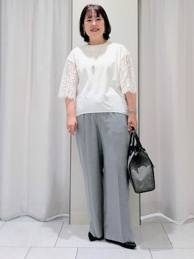 「UNTITLED（アンタイトル）の【秋映え/甘めTシャツ】袖レースプルオーバー（Tシャツ/カットソー、ホワイト系）」を使った、Onumaさん（レディース・163cm）の秋コーディネート