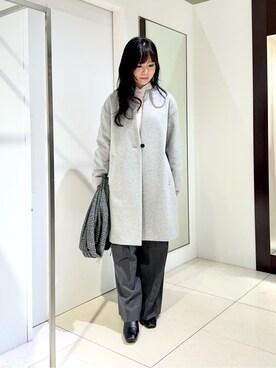 「UNTITLED（アンタイトル）の【ゆったり/軽やか】カシミヤ混ノーカラーコート（ノーカラーコート、グレー系）」を使った、kaoruさんの冬コーディネート