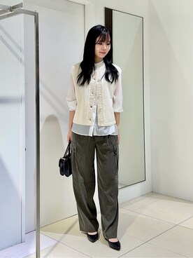 「UNTITLED（アンタイトル）の【レイヤード/前ボタン】2WAYニットベスト（ニット/セーター、ホワイト系）」を使った、kaoruさんの秋コーディネート