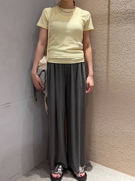 「LOWRYS FARM（ローリーズファーム）の２ＰタンクレイヤードＳＳ 1048915（Tシャツ/カットソー、イエロー系）」を使った、miさん（レディース・164cm）の夏コーディネート