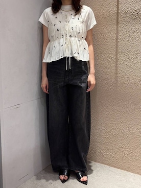 「LOWRYS FARM（ローリーズファーム）のワイドストレートデニムパンツ　607883（デニムパンツ、ブラック系）」を使った、miさん（レディース・164cm）の夏コーディネート