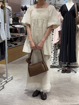 「LOWRYS FARM（ローリーズファーム）のモカシンローファー  637751（ローファー、ブラウン系）」を使った、miさん（レディース・164cm）の夏コーディネート