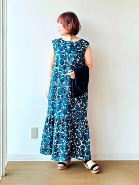 「UNTITLED（アンタイトル）のグロウコードペンダント（ネックレス、シルバー系）」を使った、やじまさん（レディース・155cm）の夏コーディネート