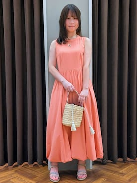 「grove（グローブ）の【晴れの日も雨の日も】撥水バルーンワンピース（ワンピース、オレンジ系）」を使った、Aさん（レディース・154cm）の夏コーディネート