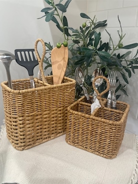 「212 KITCHEN STORE（トゥワントゥキッチンストア）のUTILE ユティル ナイール カトラリースタンドＳ（キッチン収納、その他）」を使った、まのちゃんさん（レディース・160cm）の冬コーディネート