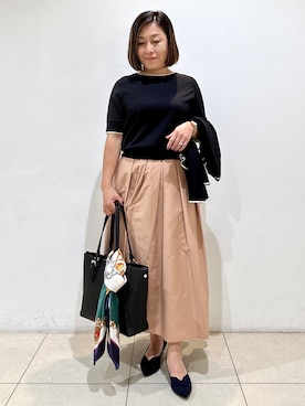 「アイテム（パンプス、ブルー系）」を使った、itoさん（レディース・157cm）の秋コーディネート