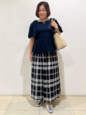 「Reflect（リフレクト）の【UVカット／接触冷感／吸水速乾】フレアスリーブペプラムカットソー（Tシャツ/カットソー、ブラック系）」を使った、itoさん（レディース・157cm）の夏コーディネート