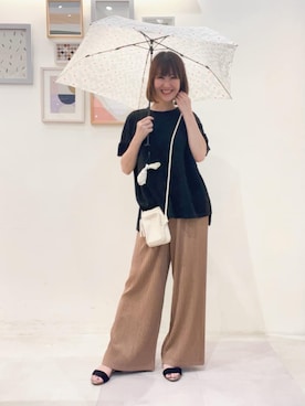 「アイテム（折りたたみ傘）」を使った、おぐねぇさん（レディース・157cm）の秋コーディネート