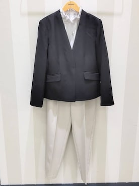 「アイテム（ノーカラージャケット、ブラック系）」を使った、kawaさん（レディース・100cm）の秋コーディネート