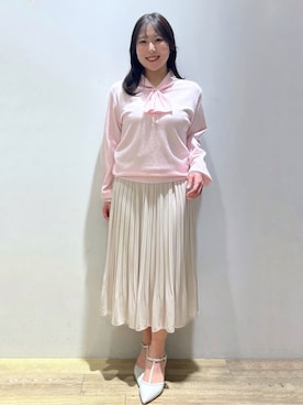 「index（インデックス）のヘンリーパールミニボウタイニット【洗濯機OK】（ニット/セーター、ピンク系）」を使った、さやかさん（レディース・149cm）の冬コーディネート
