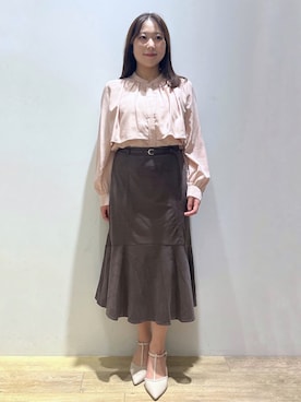 「index（インデックス）のフェイクスウェード切り替えマーメイドスカート【洗濯機OK/イージーアイロン/防シワ】（スカート、ブラウン系）」を使った、さやかさん（レディース・149cm）の秋コーディネート