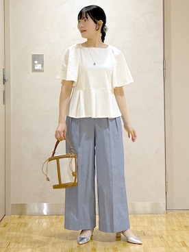 「Reflect（リフレクト）の【UVカット／接触冷感／吸水速乾】フレアスリーブペプラムカットソー（Tシャツ/カットソー、ホワイト系）」を使った、benigingerさん（レディース・164cm）の夏コーディネート