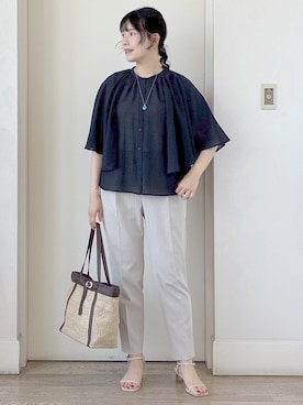 「Reflect（リフレクト）のドビーストライプケープスリーブブラウス（シャツ/ブラウス、ブルー系）」を使った、benigingerさん（レディース）の夏コーディネート