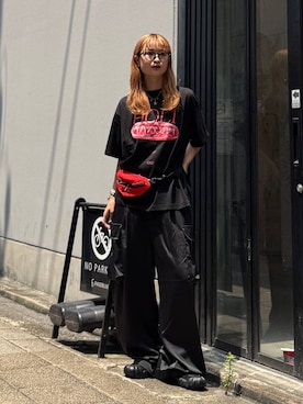 「アイテム（ボディバッグ/ウエストポーチ、オレンジ系）」を使った、サヤノさん（レディース・159cm）の夏コーディネート