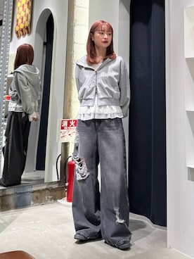 「RAGEBLUE（レイジブルー）のレースフリルロンT（Tシャツ/カットソー、ホワイト系）」を使った、サヤノさん（レディース・159cm）の秋コーディネート