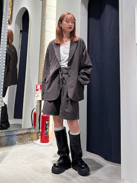 「RAGEBLUE（レイジブルー）のシアーロンＴ（Tシャツ/カットソー、ホワイト系）」を使った、サヤノさん（レディース・159cm）の秋コーディネート