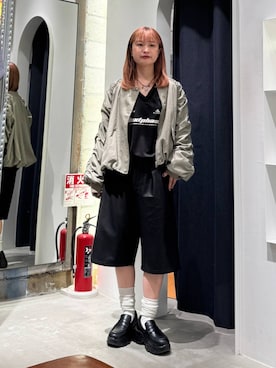 「RAGEBLUE（レイジブルー）のフロントタックレザーハーフパンツ（その他パンツ、ブラック系）」を使った、サヤノさん（レディース・159cm）の秋コーディネート