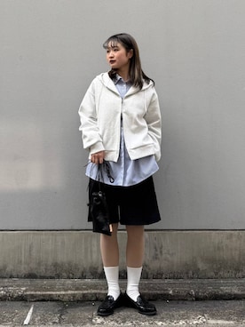 「RAGEBLUE（レイジブルー）のKINCHAKU BAG（ショルダーバッグ、ブラック系）」を使った、サヤノさん（レディース・159cm）の春コーディネート