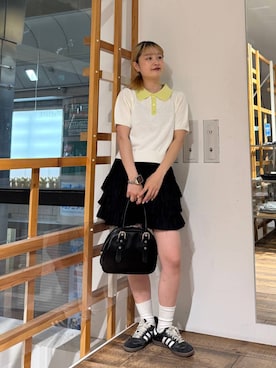 「RAGEBLUE（レイジブルー）の2WAY/ベルトボストンバッグ（ボストンバッグ、ブラック系）」を使った、サヤノさん（レディース・159cm）の夏コーディネート