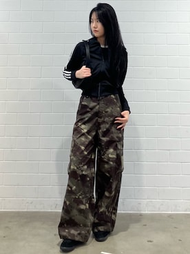 「アディダス」｜KSさん（レディース・160cm）の秋コーディネート