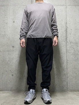 「FREAK'S STORE（フリークスストア）の限定展開 スリムフィット TR クライミングスラックス（スラックス、ブラック系）」を使った、rfv111さん（メンズ・162cm）の秋コーディネート