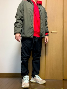 「FREAK'S STORE（フリークスストア）の限定展開 スリムフィット TR クライミングスラックス（スラックス）」を使った、rfv111さん（メンズ・162cm）の冬コーディネート