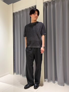 「SENSE OF PLACE by URBAN RESEARCH(センスオブプレイスバイアーバンリサーチ)の『洗濯可』リネンタッチメッシュヘンリーニット(ニット/セーター、ブラック系)」を使った、あだちさん(メンズ・177cm)の夏コーディネート