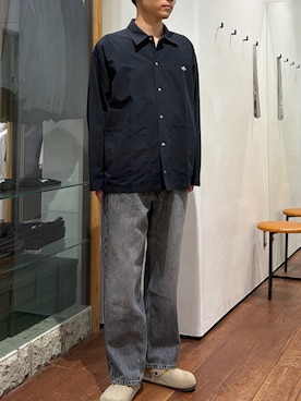 「Levi's（リーバイス）のアイテム」を使った、あだちさん（メンズ・177cm）の秋コーディネート