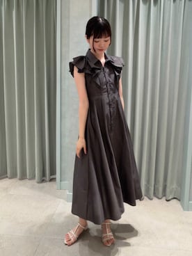 「NATURAL BEAUTY BASIC（ナチュラルビューティーベーシック）の【山本里菜さんコラボ】リボンラッフルシャツワンピース（ワンピース、グレー系）」を使った、hiyoriさん（レディース・171cm）の夏コーディネート