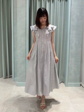 「NATURAL BEAUTY BASIC（ナチュラルビューティーベーシック）の【山本里菜さんコラボ】リボンラッフルシャツワンピース（ワンピース、ホワイト系）」を使った、hiyoriさん（レディース・171cm）の夏コーディネート