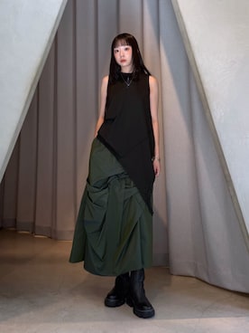 「UN3D.（アンスリード）のASYMMETRY TUCK SK / アシンメトリータックスカート（スカート、グリーン系）」を使った、YURIさん（レディース・162cm）の夏コーディネート