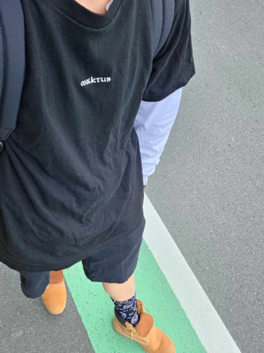 ta｜JJJ MaktubのTシャツ/カットソーを使ったコーディネート - WEAR