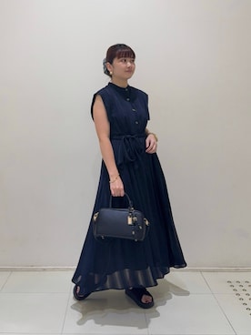 「NATURAL BEAUTY BASIC（ナチュラルビューティーベーシック）のアイテム（ボストンバッグ）」を使った、RIOさん（レディース・158cm）の夏コーディネート