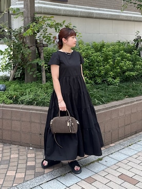 「NATURAL BEAUTY BASIC（ナチュラルビューティーベーシック）のアイテム（ボストンバッグ）」を使った、RIOさん（レディース・158cm）の夏コーディネート