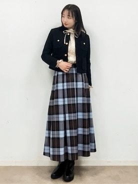 「DRESSTERIOR（ドレステリア）のチェックタックソフトプリーツスカート（スカート、レッド系）」を使った、BUNさんの冬コーディネート