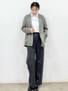 「DRESSTERIOR（ドレステリア）のソフトサーモポンチイージーワイドパンツ（その他パンツ、グレー系）」を使った、BUNさんの冬コーディネート