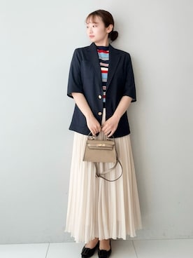 「DRESSTERIOR（ドレステリア）の【otonaMUSE5月号掲載】コットンシルクマルチボーダーニット（ニット/セーター、ブルー系）」を使った、BUNさんの春コーディネート