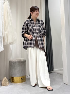 「DouDou（ドゥドゥ）の【累計販売数3万枚突破/21色4サイズ展開！】タックワイドパンツ（スラックス）」を使った、doudou_namieさん（レディース・159cm）の夏コーディネート