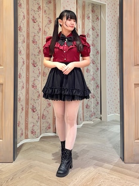 「NIBBLE POISON（ニブルポイズン）のチャームリボン肩あき半袖ＢＬ（シャツ/ブラウス、レッド系）」を使った、こせっきーさん（レディース・160cm）の春コーディネート