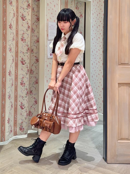 新品タグ付バックチェーンブラウス ガータービスチェデザインブラウス | NIBBLE POISON -outlet- | axes