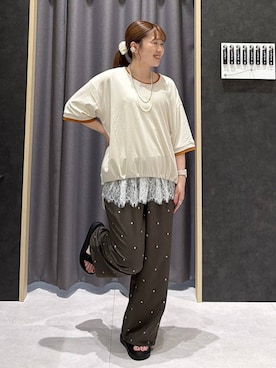 「LEPSIM（レプシィム）の《レプクル》配色プルオーバーSS　1046937（Tシャツ/カットソー、ベージュ系）」を使った、ムツミさん（レディース・156cm）の夏コーディネート
