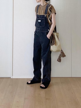 「Levi's（リーバイス）のアイテム（サロペット/オーバーオール）」を使った、himarisoさん（レディース・164cm）の夏コーディネート