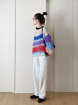 「アイテム（スニーカー）」を使った、himarisoさん（レディース・164cm）の秋コーディネート