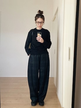 「アイテム（スラックス）」を使った、himarisoさん（レディース・164cm）の秋コーディネート