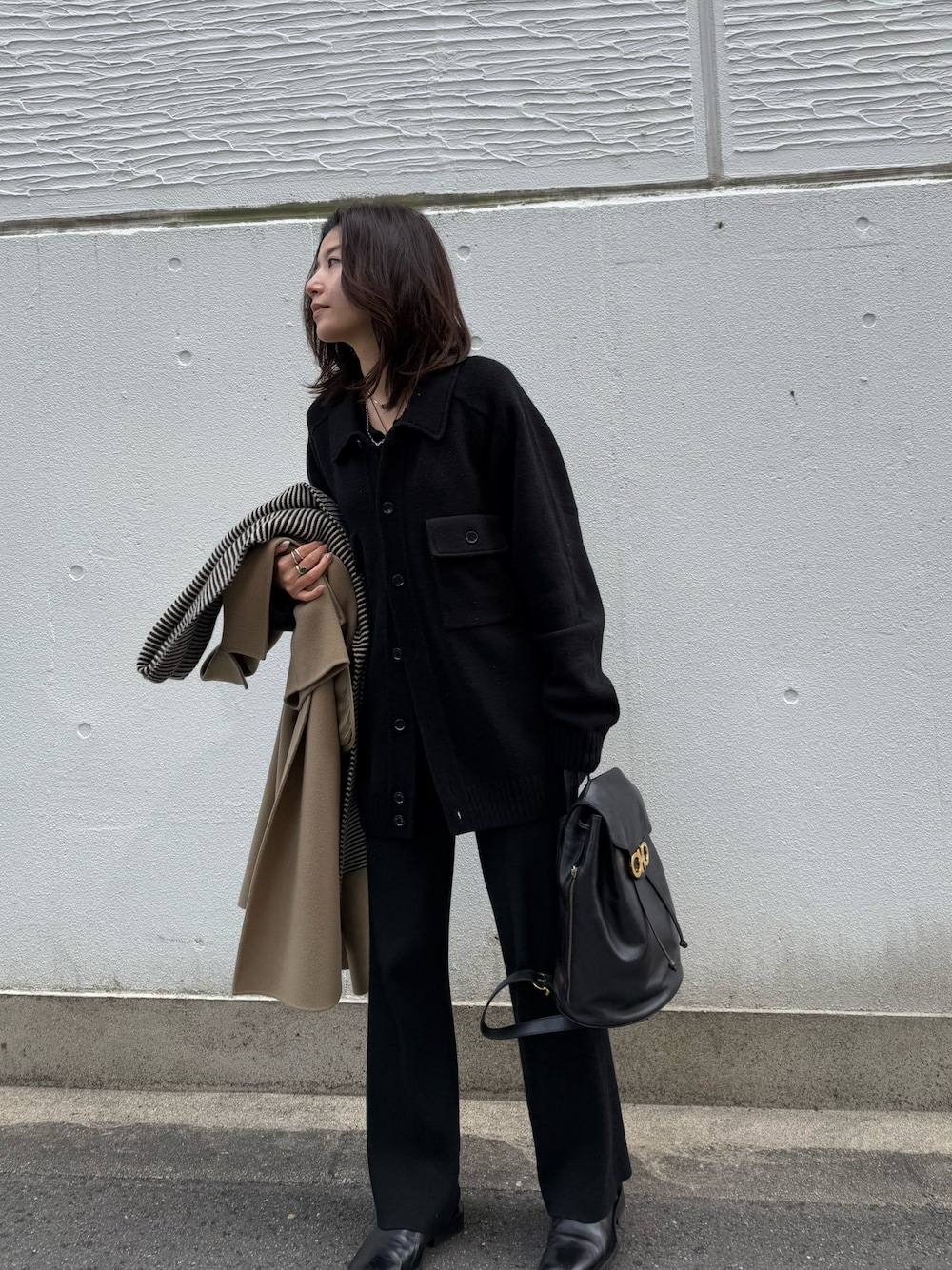 JO GORDON 100%ウールマフラー 黒と白のストライプ